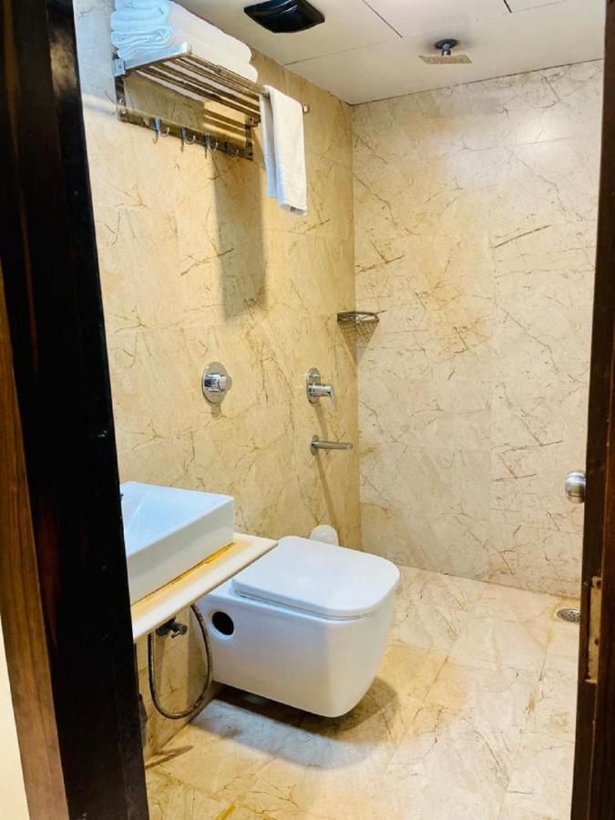 Hotel Embassy Park - Bkc Mumbai Kültér fotó