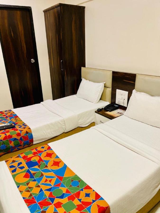 Hotel Embassy Park - Bkc Mumbai Kültér fotó