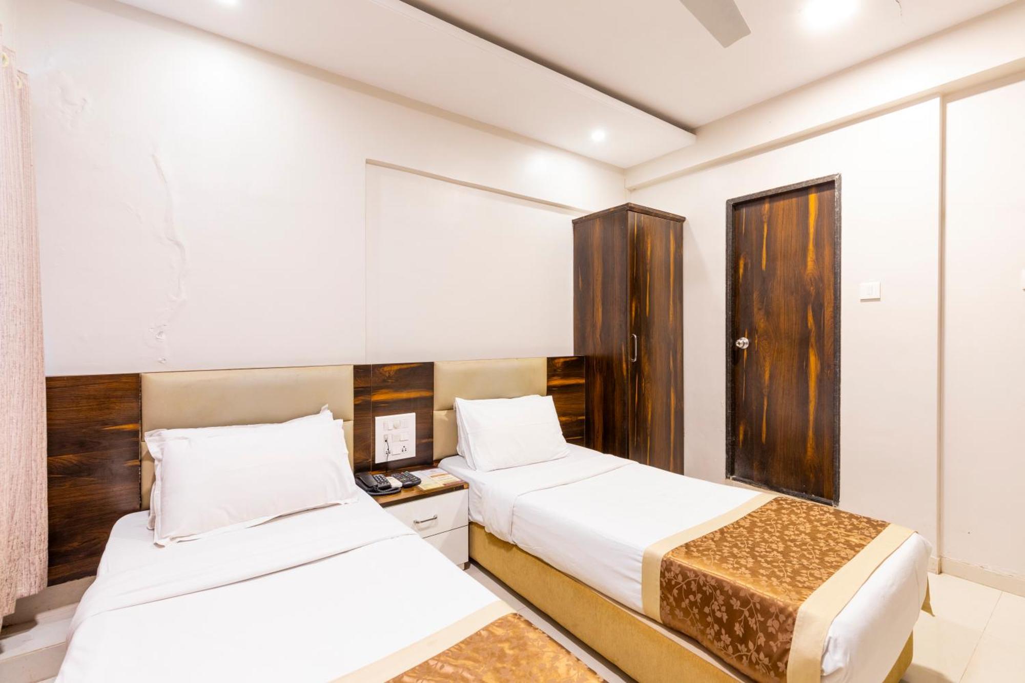 Hotel Embassy Park - Bkc Mumbai Kültér fotó
