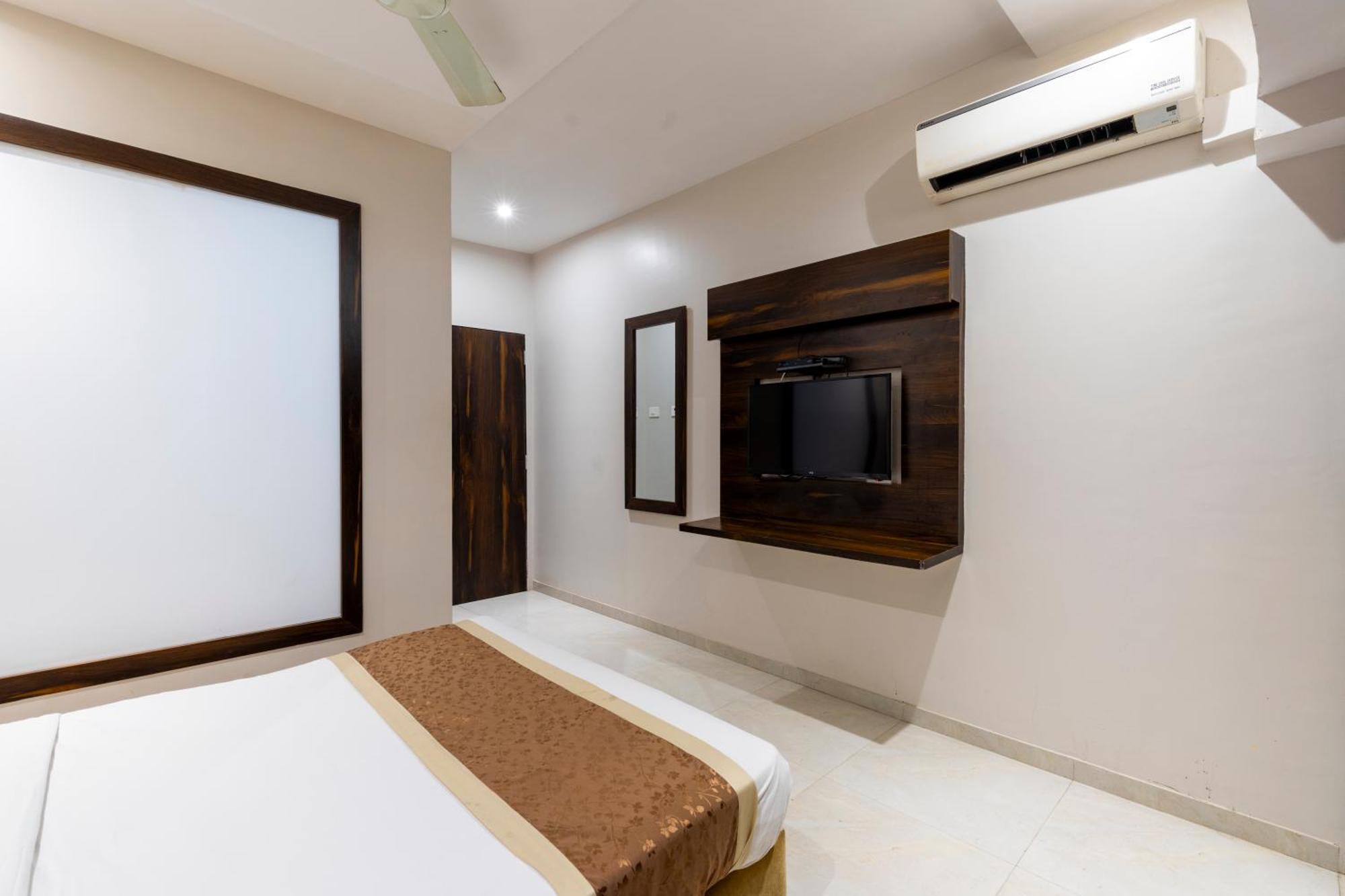 Hotel Embassy Park - Bkc Mumbai Kültér fotó