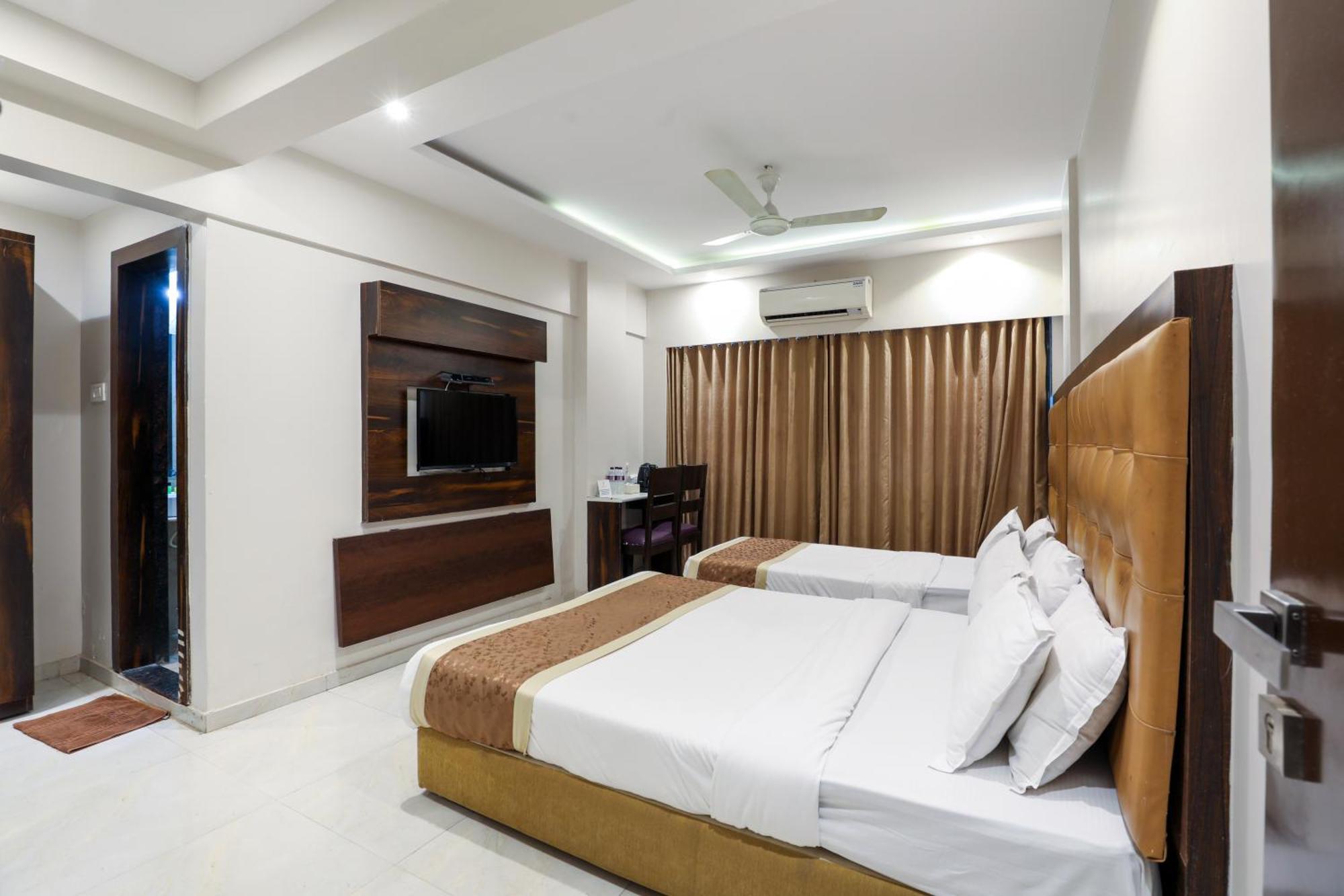 Hotel Embassy Park - Bkc Mumbai Kültér fotó