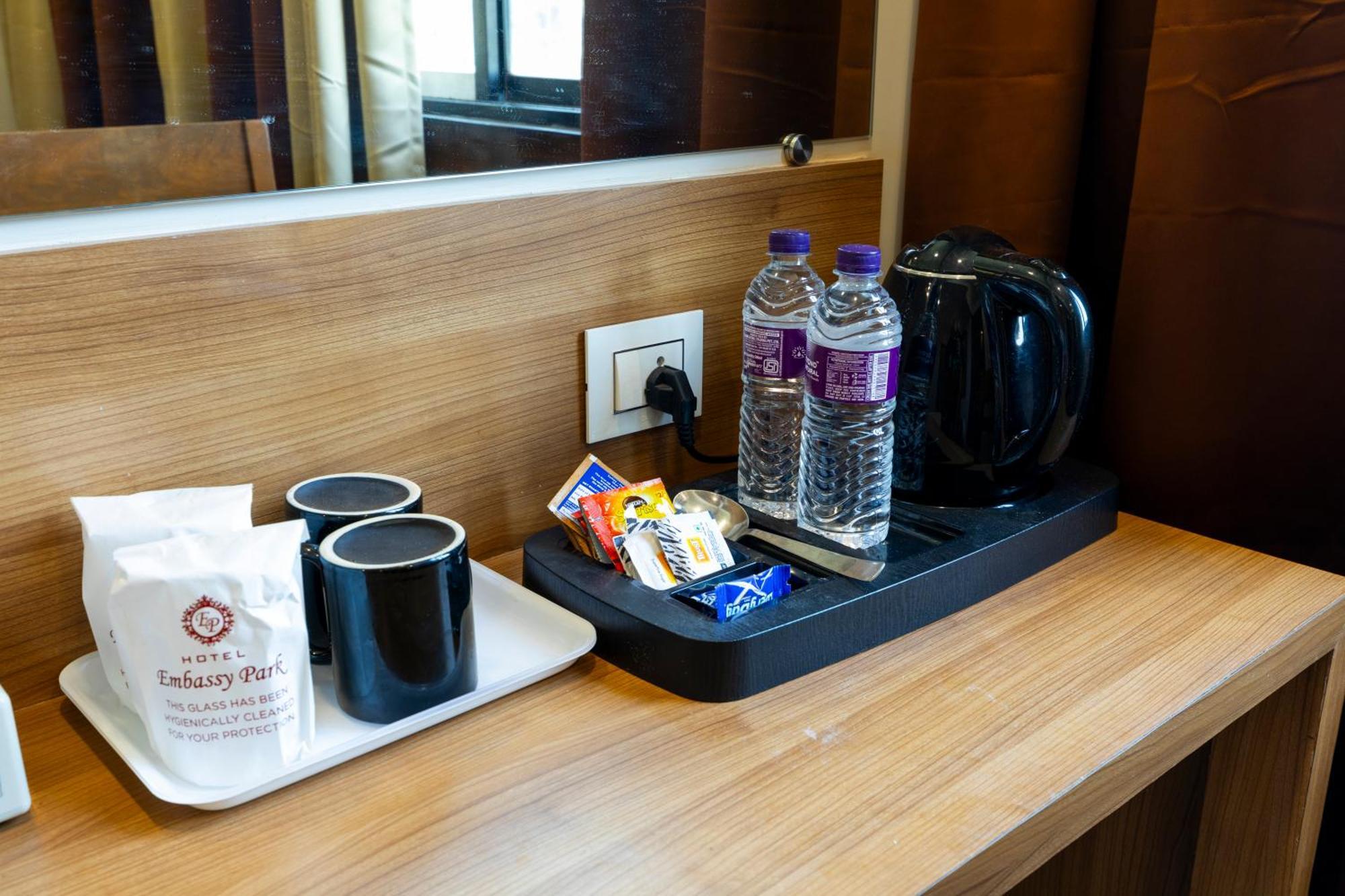 Hotel Embassy Park - Bkc Mumbai Kültér fotó